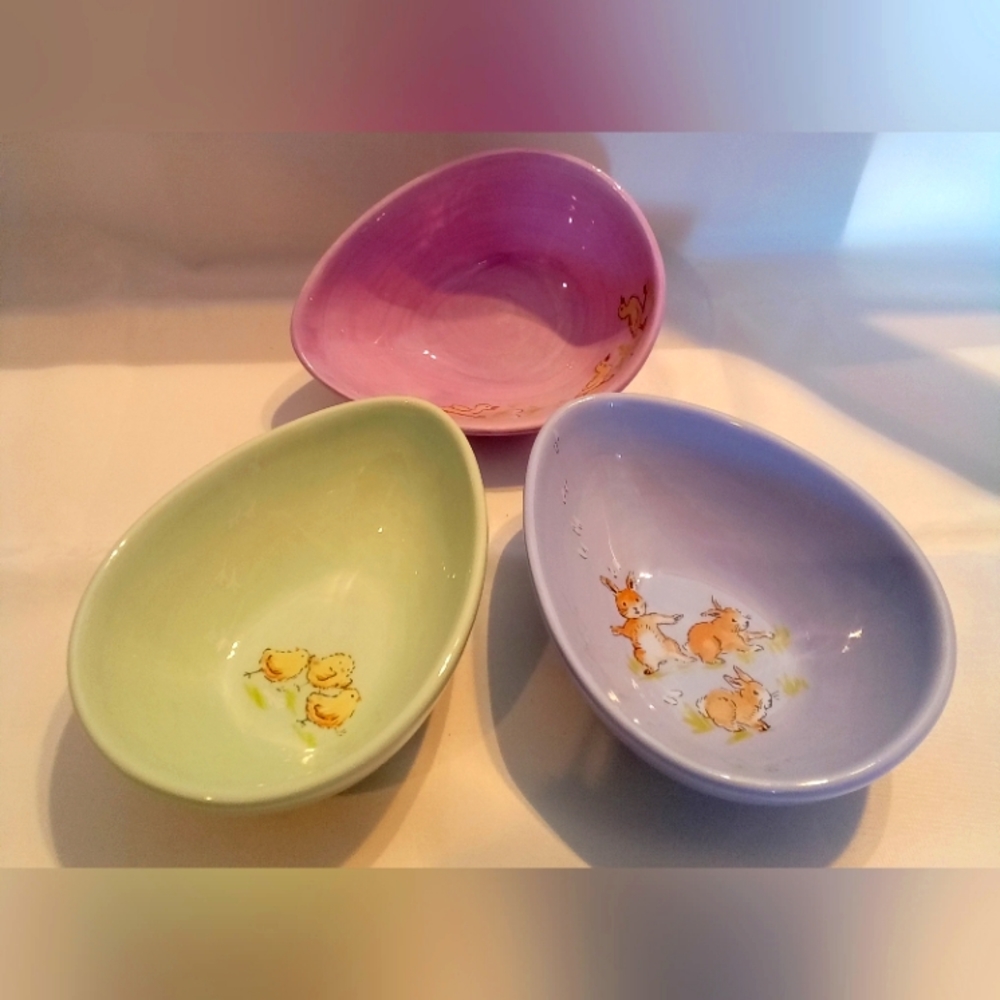 EASTER EGG BOWLS,